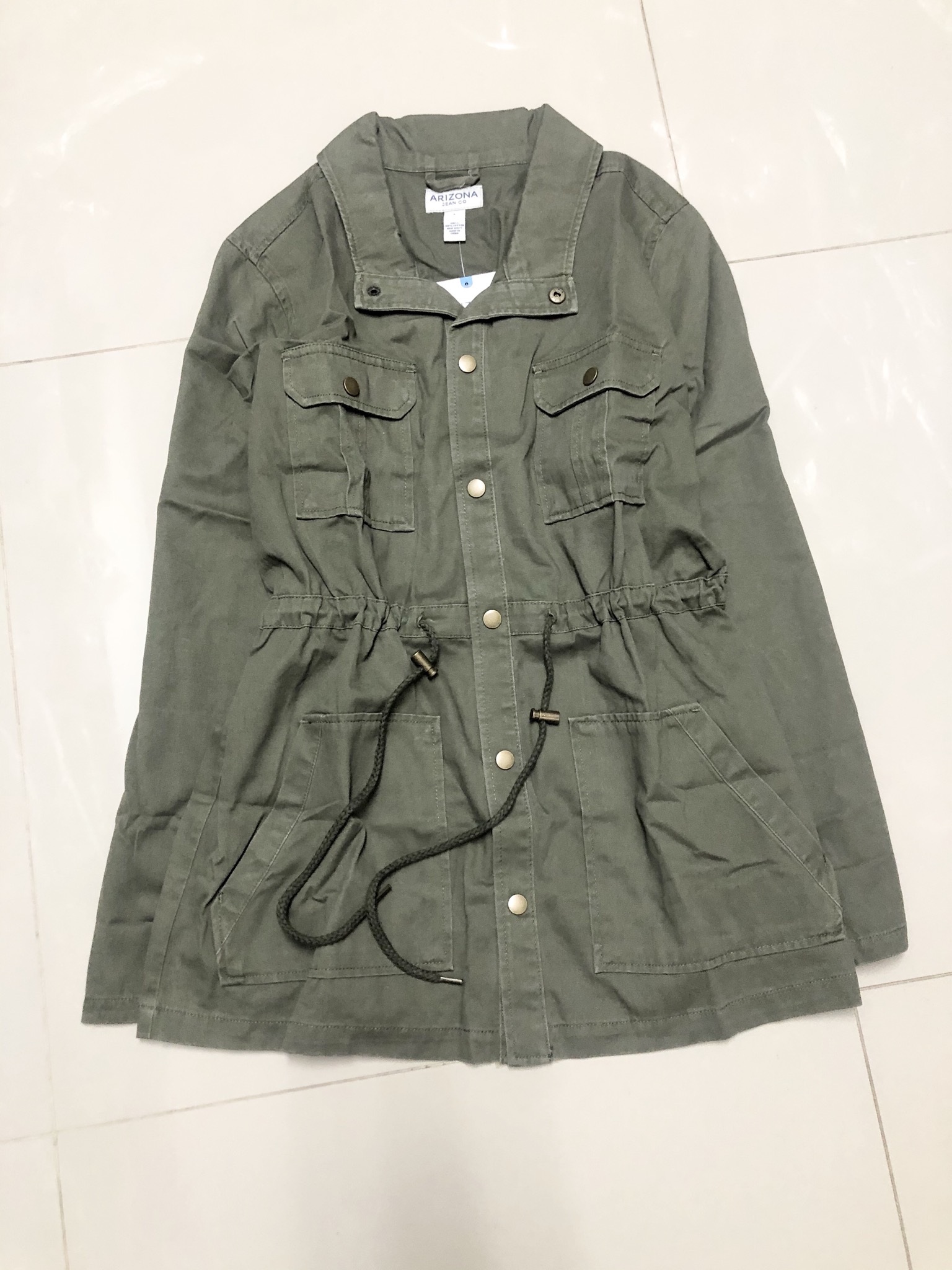 Arizona Jean co เสื้อทหาร เสื้อฮู้ดเขียวทหาร เสื้อนอกแนวทหาร แพทเทินสวย เท่ห์มาก แบรนด์ ARIZONA JEAN CO คะ Size S/M/L/XL สำเนา สำเนา เขียว