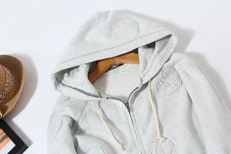 Pink by victoria's secret เสื้อแจ็คเก็ต เสื้อนอก เสื้อฮู้ดวอร์ม สีเทา แต่งลายปัก เทาอ่อน