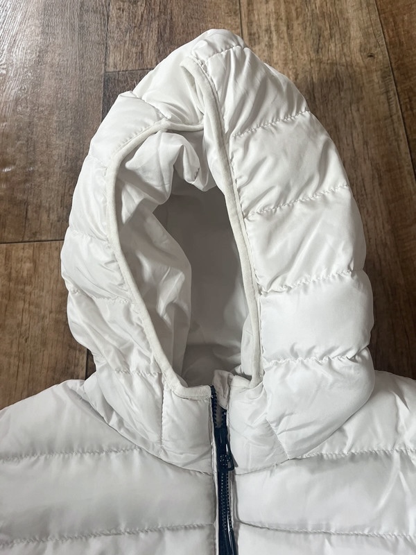 เสื้อกันหนาว เสื้อฮู้ดเฟอร์ บุนวมอุ่น สีขาว แบรนด์ FB SISTER (padded puffer coat สำเนา ขาว