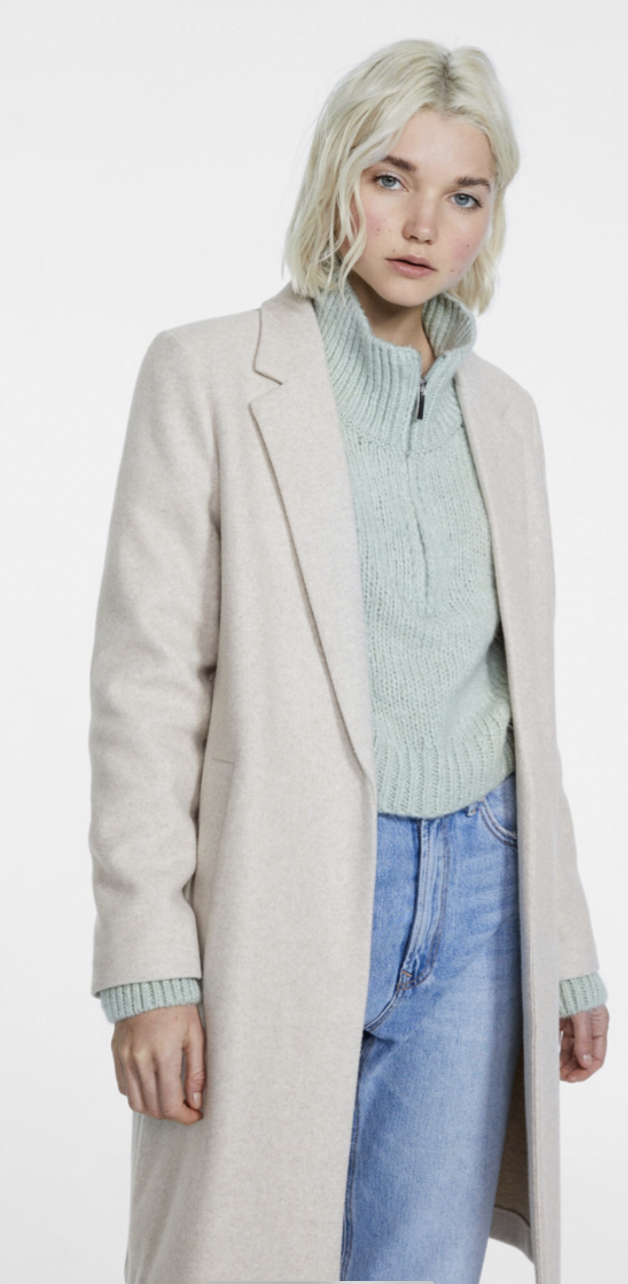 เสื้อโค้ท เสื้อโค้ทกันหนาว โค้ทวูล tailored knot coat สีเบจ แบรนด์ STRADIVARIUS สำเนา