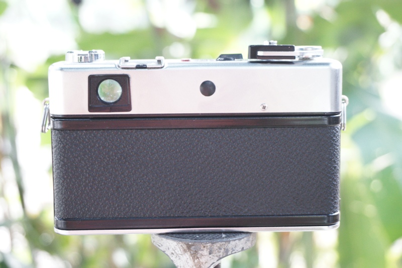 YASHICA MG-1 YASHINON 45MM.F2.8 LENS