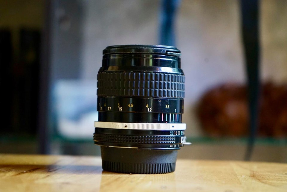 NIKON NIKKOR 85MM.F2 AI MOUNT