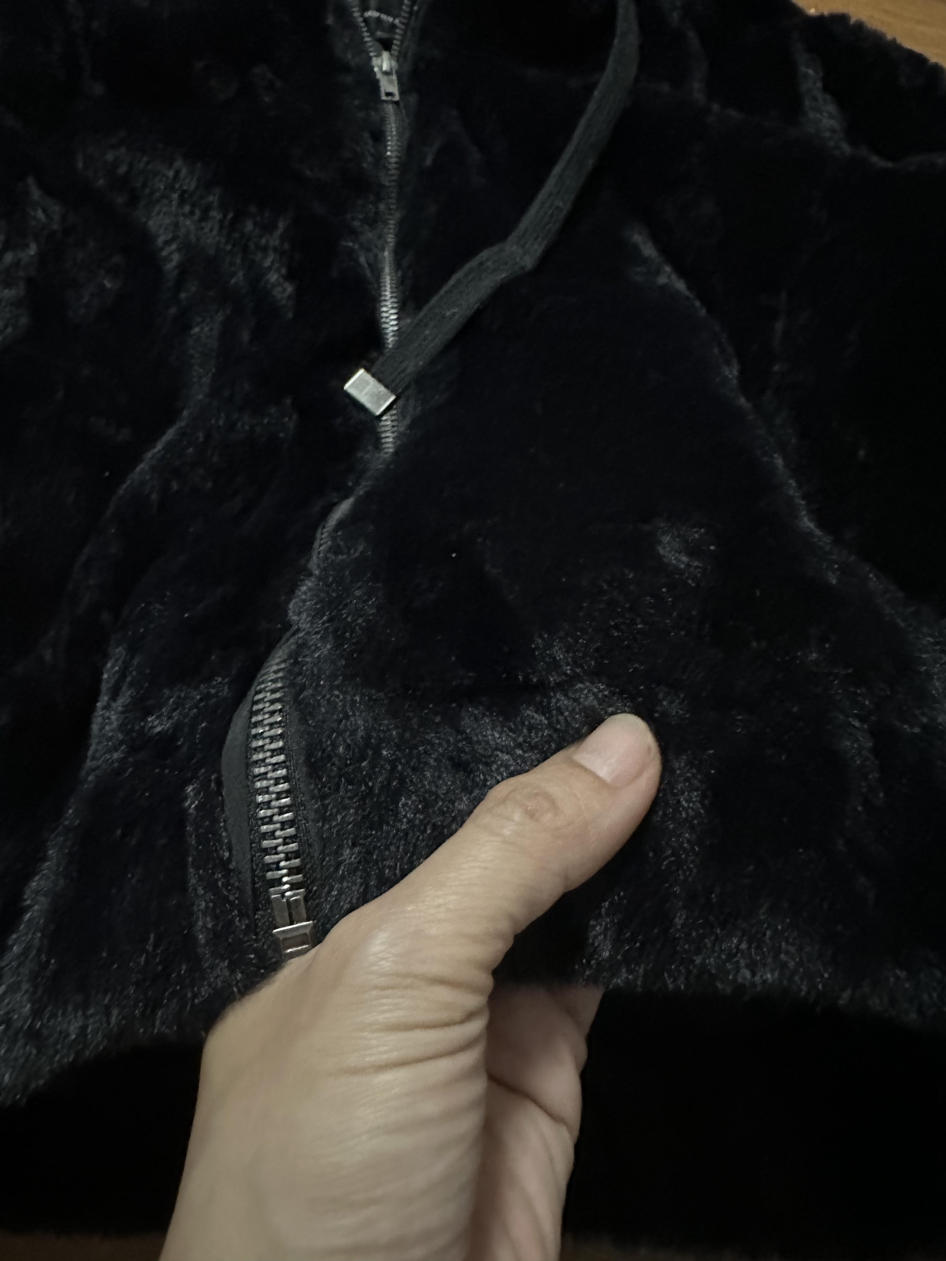 915 เสื้อเฟอร์กันหนาว หมวกฮู้ด เสื้อขน Fluffy hooded jacket แบรนด์ SANCTUARY ขาว