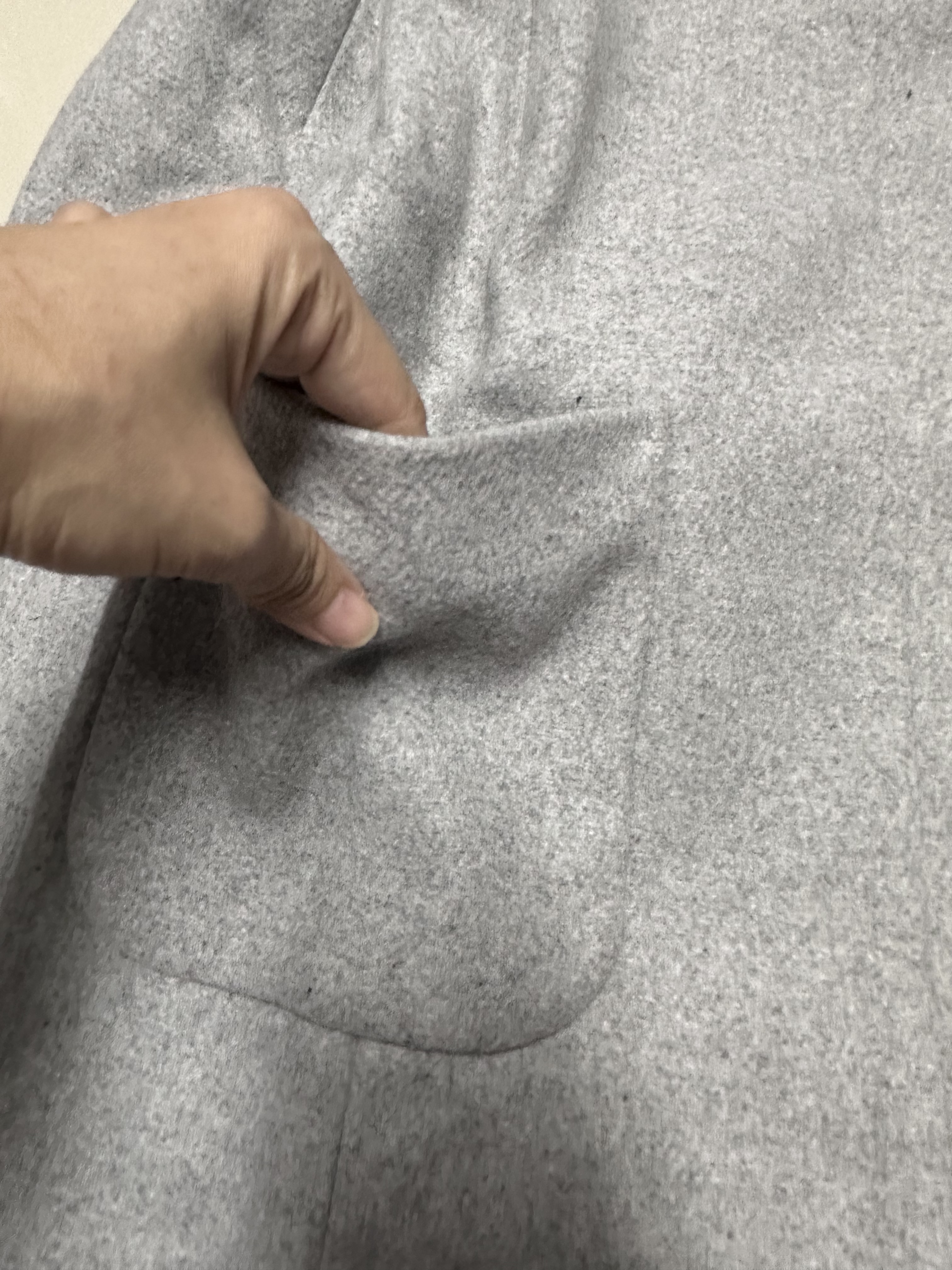 เสื้อโค้ท peacoat เสื้อโค้ทเฟอร์ โค้ทสักหลาดสีเทาอ่อน แบรนด์ La chapelle