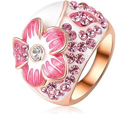 แหวนทอง Rose Gold ประดับ อัญมณี แหวนตกแต่ง คริสตัลแท้ ดีไซน์ ลายดอกไม้ หวาน ๆ สำหรับสาว วัยรุ่น แหวนไฮโซ ตกแต่งคริสตัล สีชมพู วงใหญ่ แบบสวย 508049_2