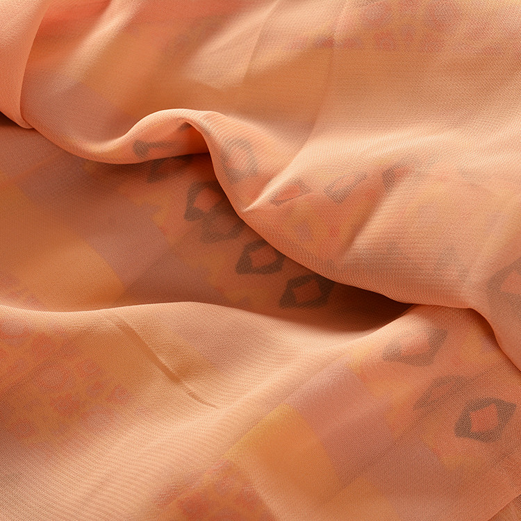 ชุดเดรสกระโปรงพีซ ชีฟอง เล่นลายกราฟฟิค สีสวย สดใส ต้อนรับ Summer เลยคะ Size S/M/L