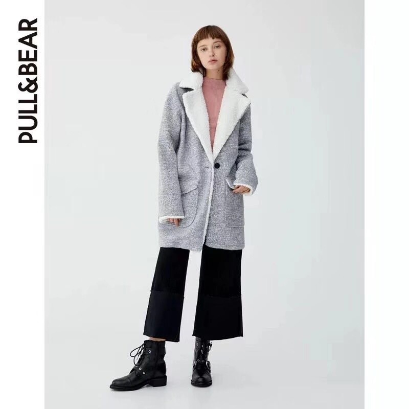 Pull&bear เสื้อโค้ท เสื้อกันหนาว เนื้อผ้าไหมพรม สีเทาอ่อน แบรนด์ Pull&bear เทาอ่อน