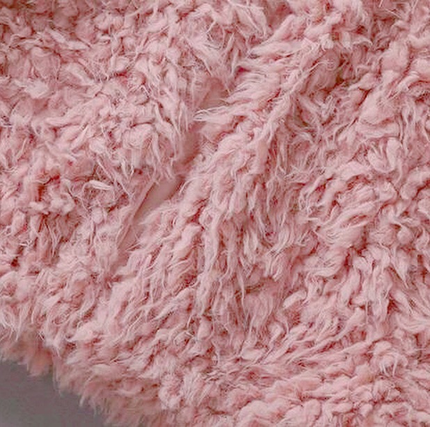 Ichi เสื้อคลุม ขน fluffy coat สีชมพูอ่อน เสื้อกันหนาวแต่งขนสีขาว แบรนด์เนม ICHI JAPAN แท้ 100% แพทเทินสวย หรู มากคะ Size S/M ชมพู