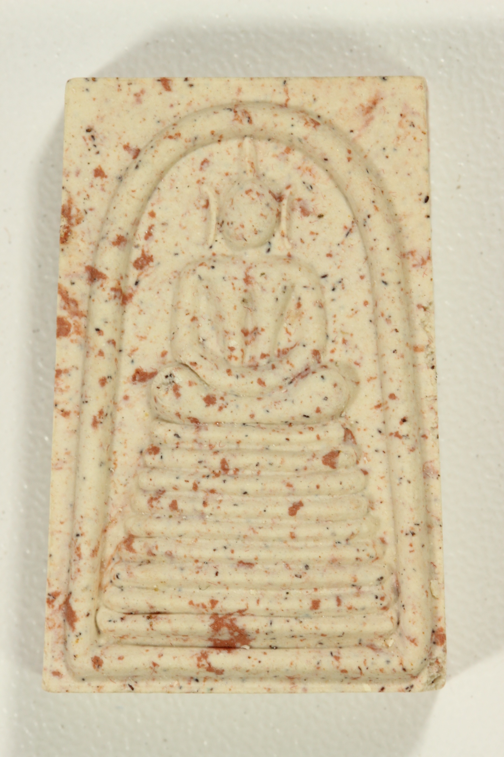 พระสมเด็จเนื้อกระเบื้องหลังคาโบสถ์เก่าหลวงพ่อจ้อย วัดศรีอุทุมพร นครสวรรค์