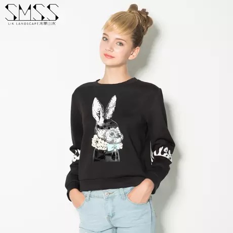 เสื้อกันหนาว เสื้อวอร์ม คอกลม แต่งภาพปริ้นท์กระต่าย เนื้อผ้าวอร์ม เนื้อหนา ละเอียด สวยมากคะ Size S/M/L