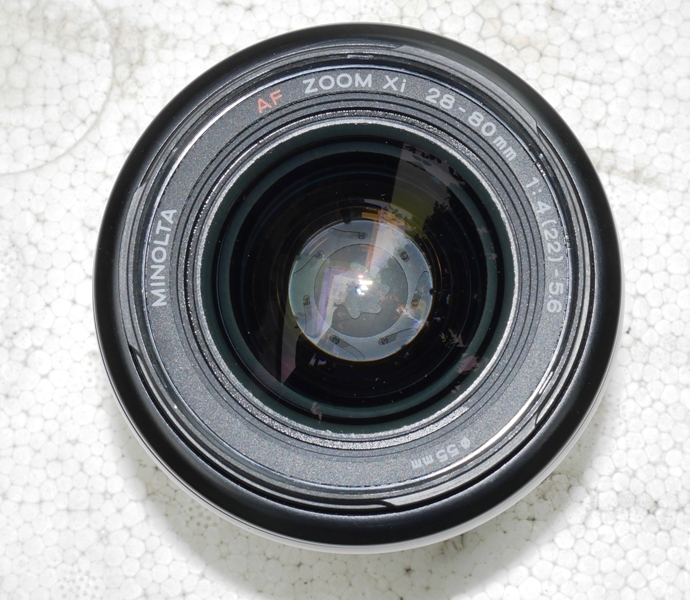 MINOLTA AF ZOOM Xi 28-80mm.F4(22)-5.6 A MOUNT