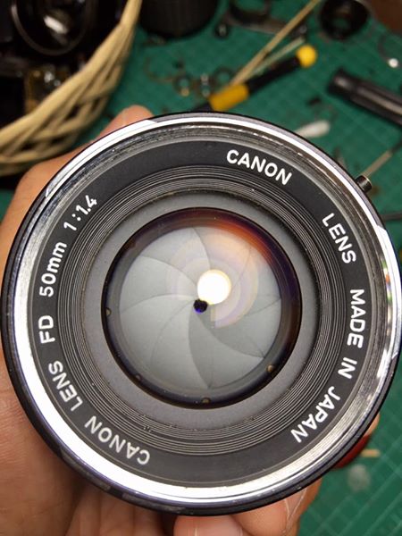 CANON LENS FD 50MM. F1.4 SILVER NOSE FD MOUNT