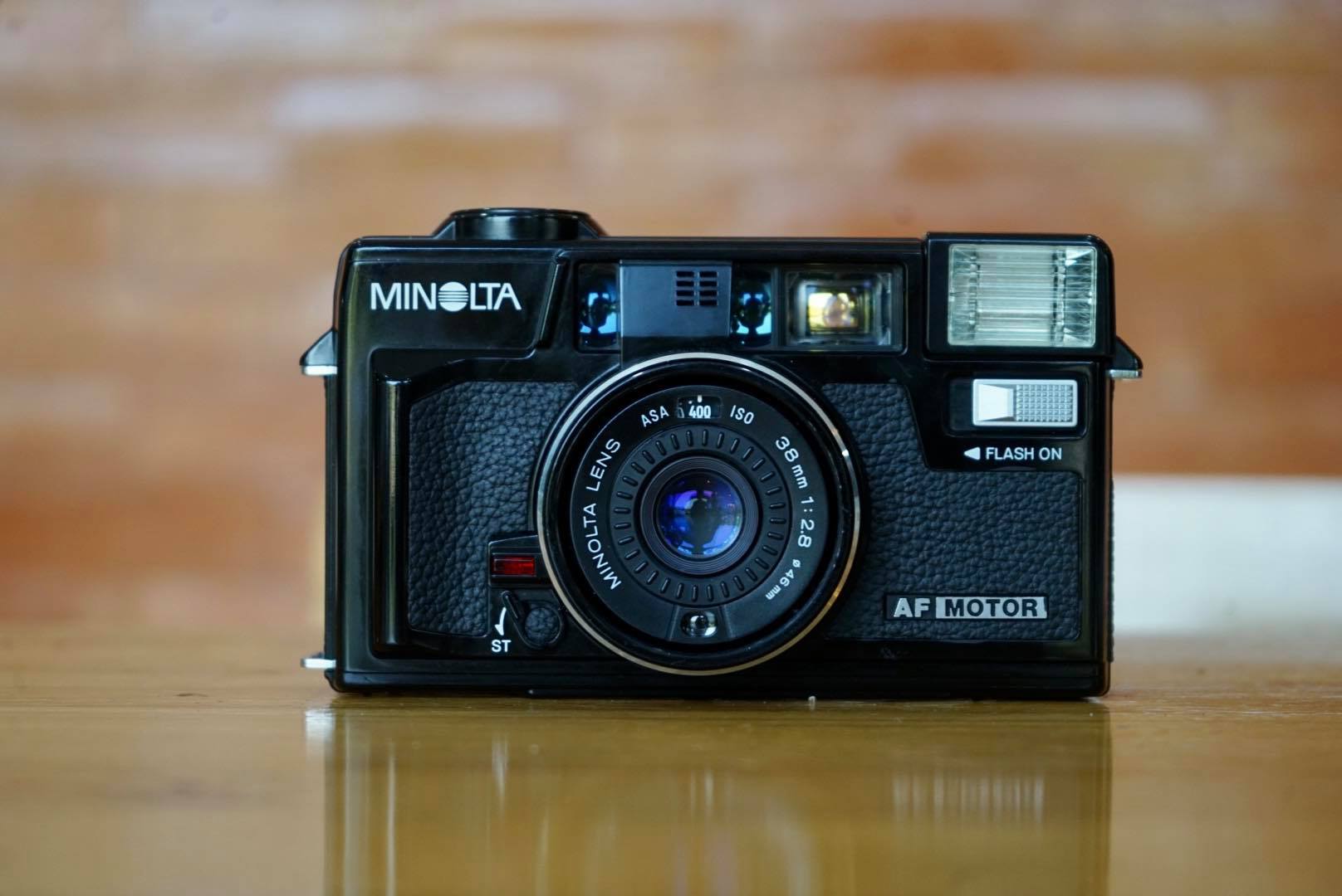 MINOLTA HI-MATIC AF2-M MINOLTA LENS 38MM.F2.8
