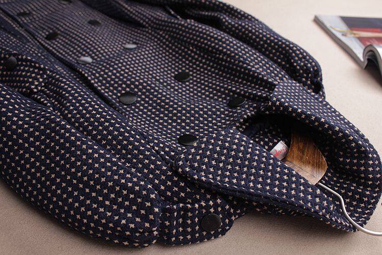 ชุดคลุม เสื้อโค้ด coat ตัวยาว ปลายแต่งจีบทวิสต์ สีแดง ผ้าหนา สวยหรูมากคะ 2 สี แดง/น้ำเงิน