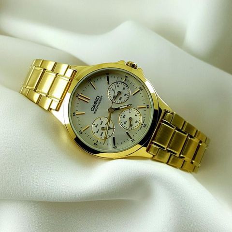 CASIO MID YEAR SALE นาฬิกาคาสิโอ พร้อมส่ง นาฬิกาข้อมือ นาฬิกากันน้ำ นาฬิกาของแท้ BTS ประกันศูนย์ CMG 1 ปี รุ่น LTP-V300G-7A นาฬิกาสีทอง