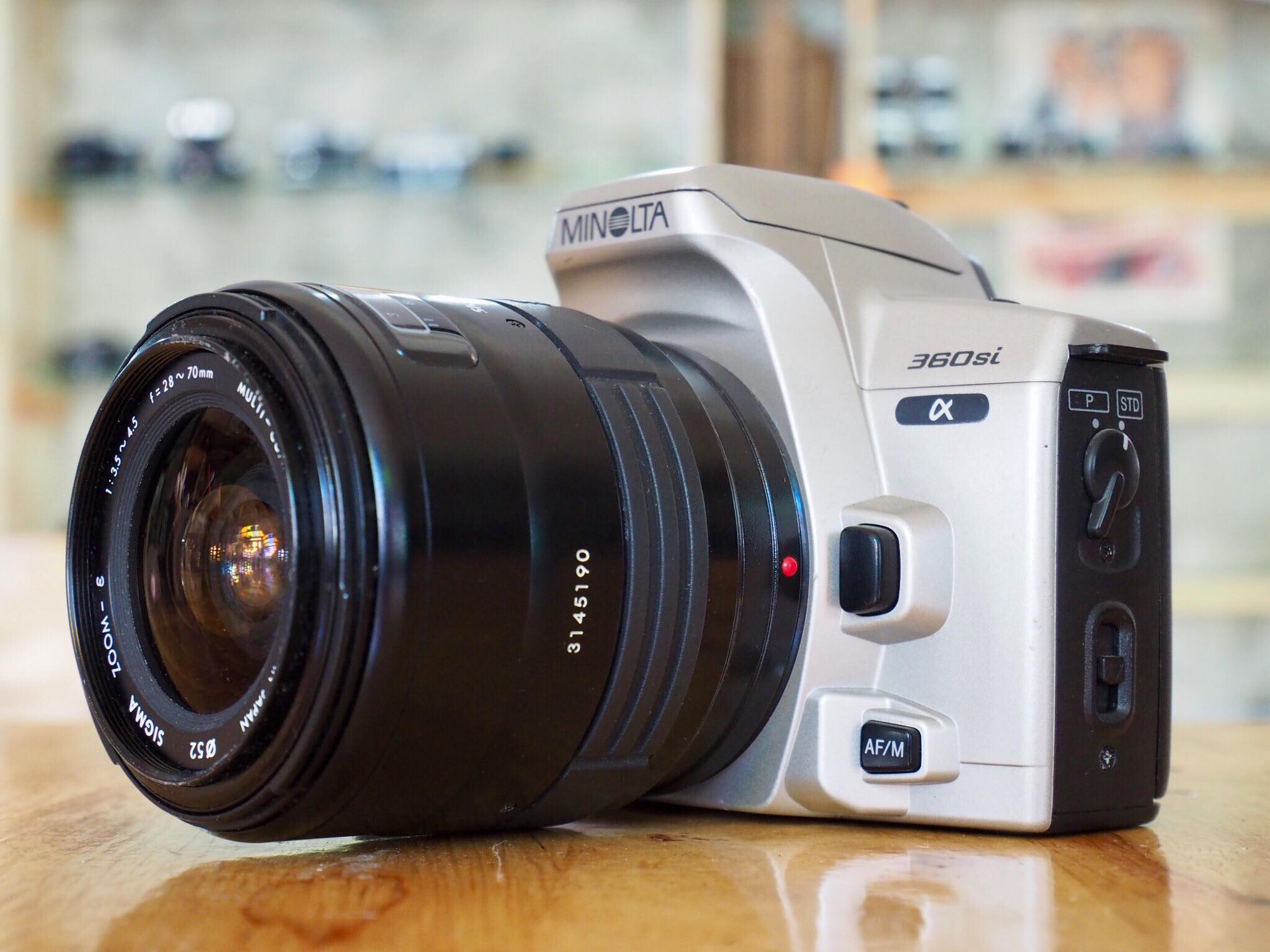 MINOLTA ALPHA 360SI SIGMA ZOOM E 28-70MM.F3.5-4.5 MC
