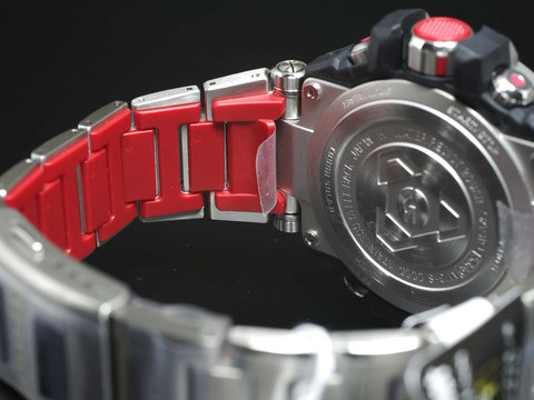 CASIO G-SHOCK นาฬิกาข้อมือ นาฬิกากันน้ำ นาฬิกาของแท้ ประกันศูนย์ CMG 1 ปี รุ่น MTG-S1000D-1A4 นาฬิกาสีเงิน