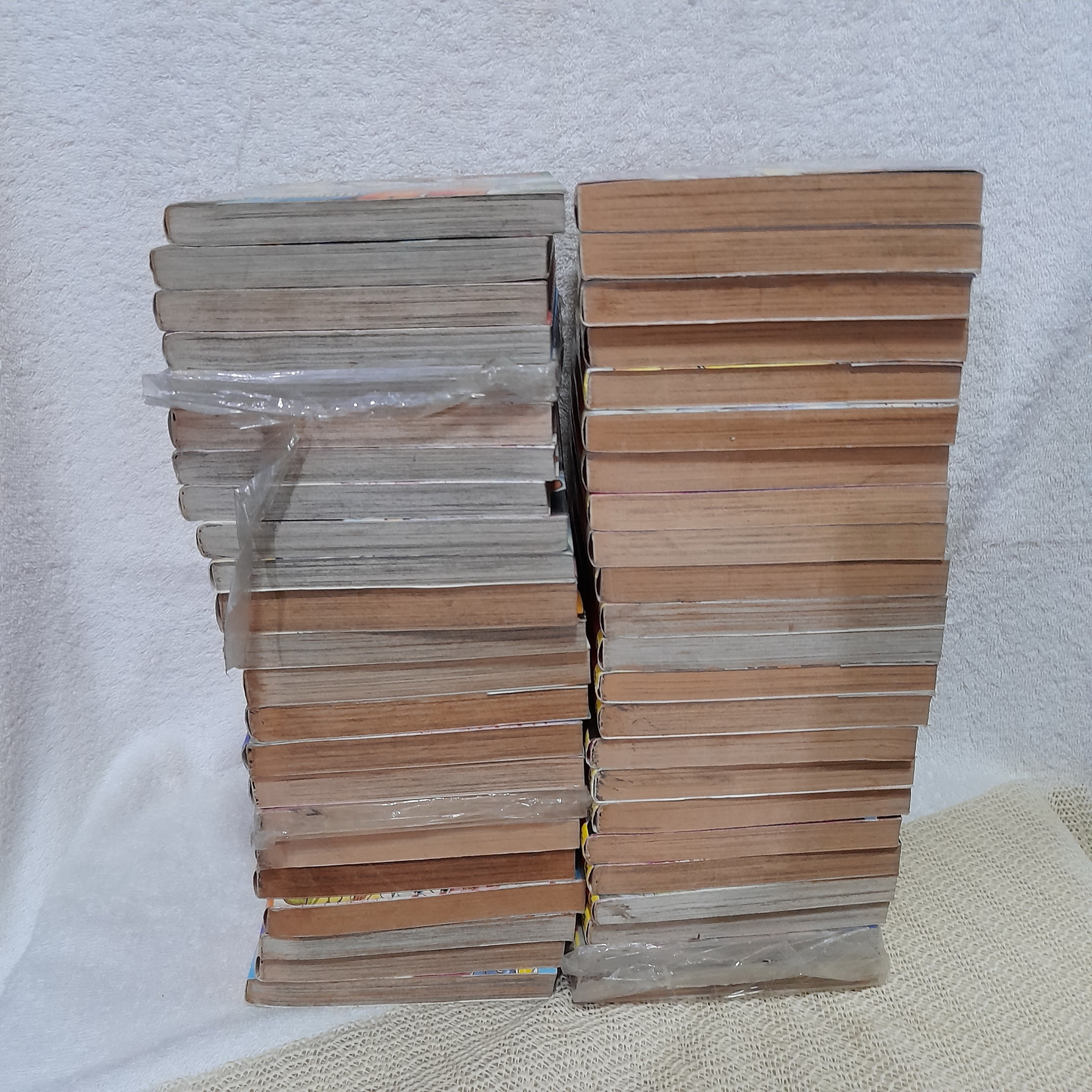 หัตถ์เทวดา เทรุ 1-62 จบ / * ขาดเล่ม 3,7,10,13,14,26,30,32,34,39,40,51,52,55,56,59