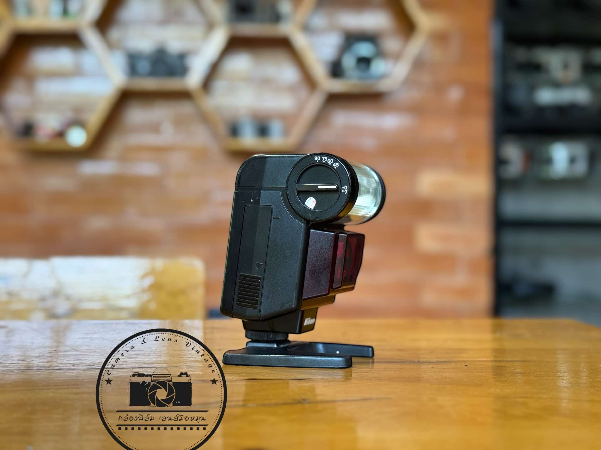 NIKON SPEEDLIGHT SB-20