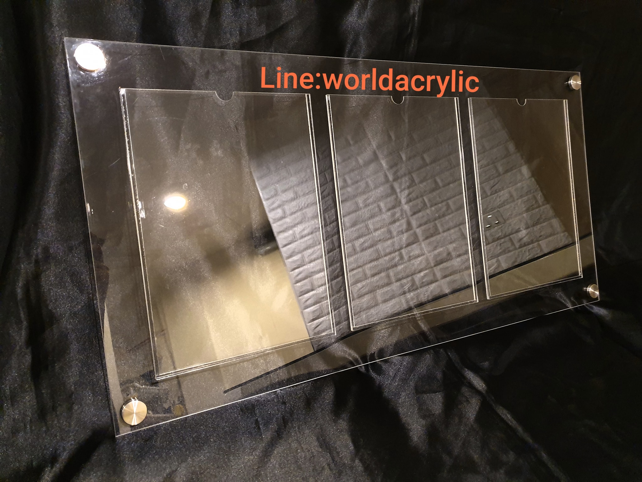 บอร์ดประกาศ A4 แบบ 3 ช่อง