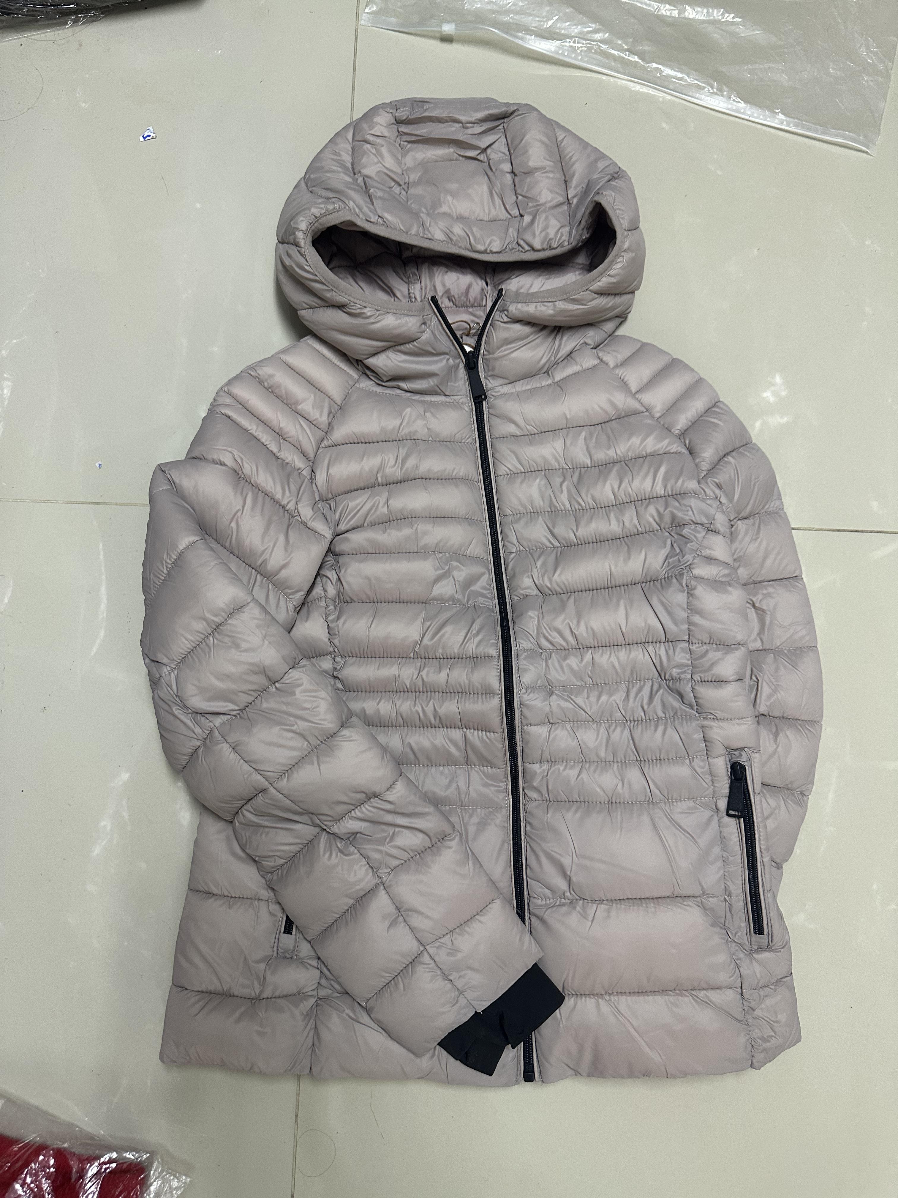 Love tree เสื้อกันหนาว บุนวมอุ่น แบรนด์ LOVE TREE ultra light packable (Padded puffer coat สำเนา สำเนา สำเนา