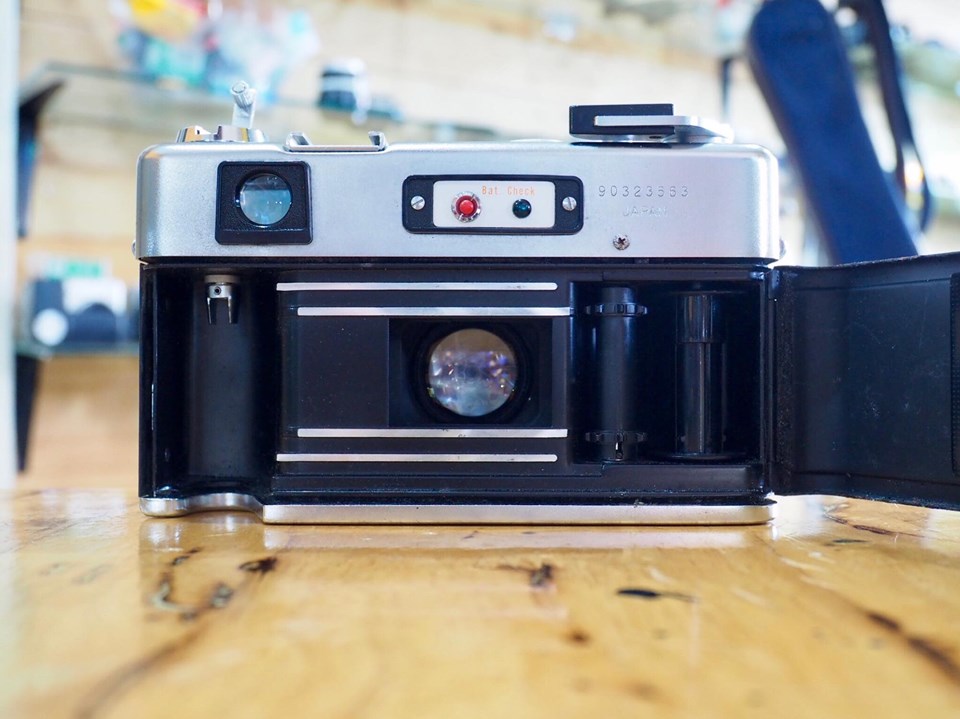 YASHICA ELECTRO 35G YASHICA YASHINON DX 45MM F1.7