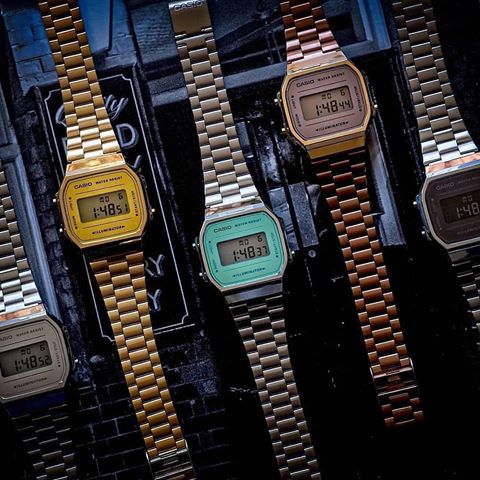 CASIO นาฬิกาคาสิโอ นาฬิกาข้อมือ นาฬิกากันน้ำ นาฬิกาของแท้ ประกันศูนย์ CMG 1 ปี รุ่น A168WECM-5D นาฬิกาสีน้ำตาล