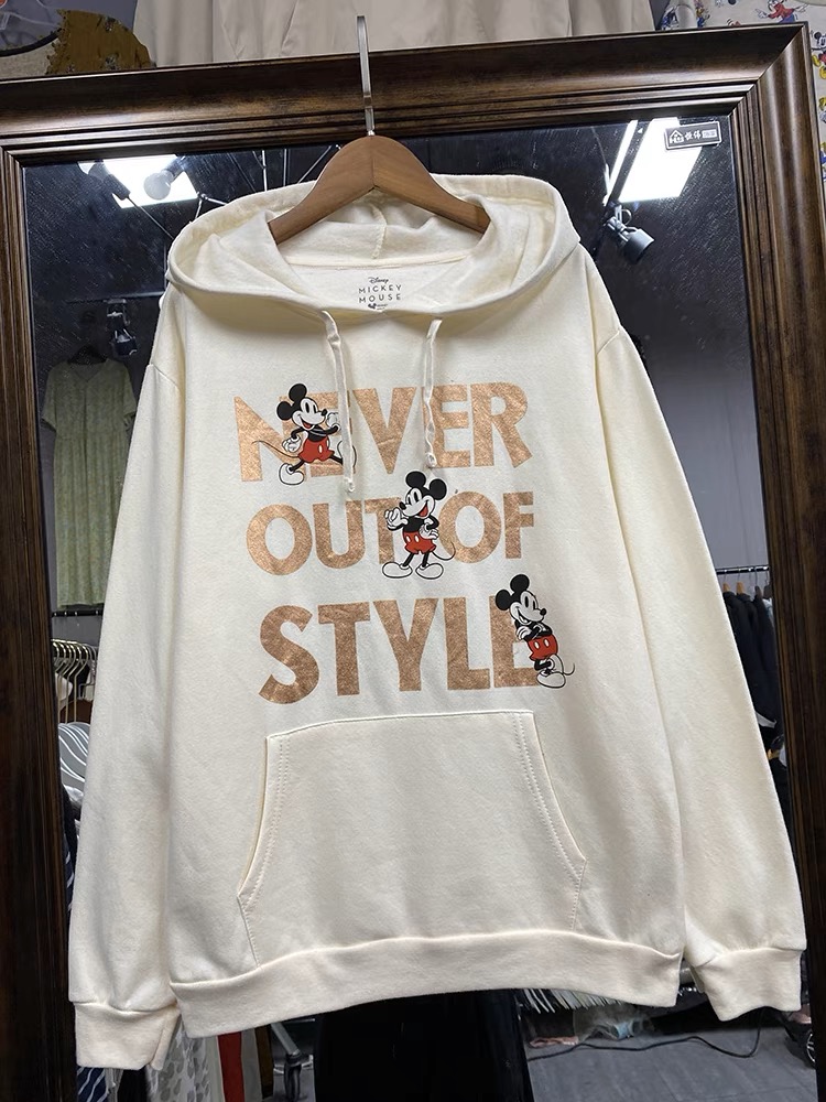 Disney เสื้อวอร์มฮู้ด แขนยาว สีครีม สกรีน MICKEY งาน DISNEY ครีม