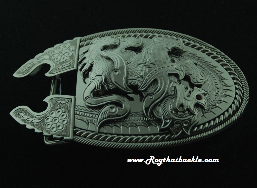 สิงห์ทรงเครื่อง เกือกม้า