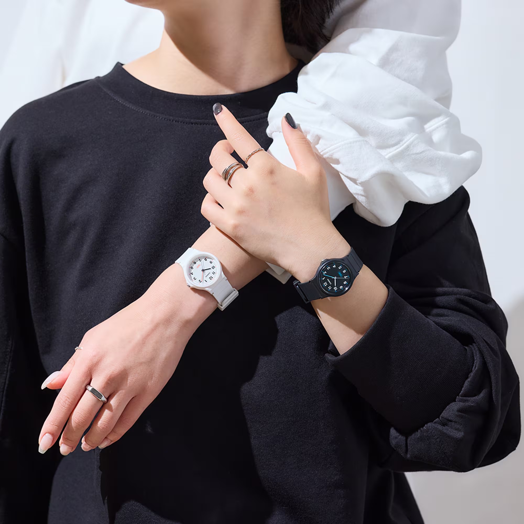 CASIO นาฬิกาคาสิโอ นาฬิกาข้อมือ นาฬิกากันน้ำ นาฬิกาของแท้ ประกันศูนย์ CMG 1 ปี รุ่น LQ-24B-1B นาฬิกาสีดำ