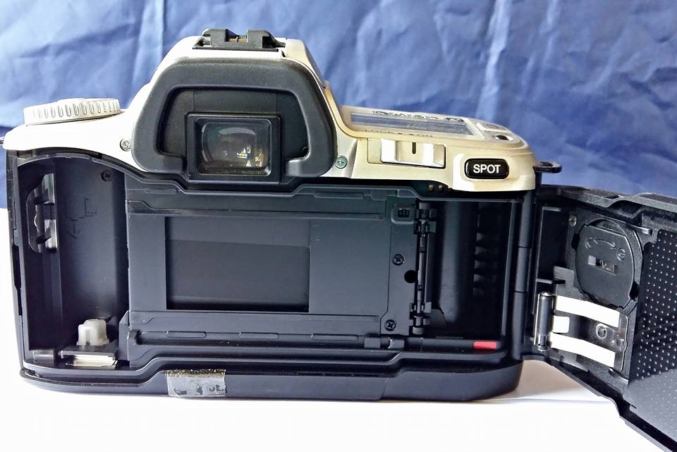 MINOLTA SWEET S SIGMA DL ZOOM 35-80MM.F4-5.6