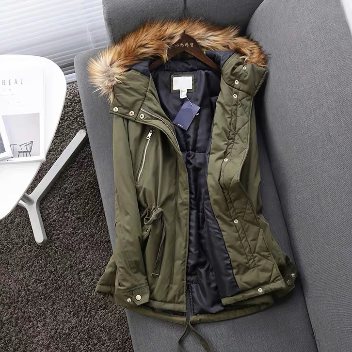 Forever21 เสื้อโค้ทฮู้ดกันหนาว เสื้อปาร์กา parka สีเขียว แต่งเฟอร์ แบรนด์ FOREVER21 เขียว