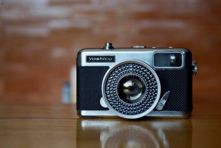 YASHICA HALF 17 YASHICA YASHINON 32MM.F1.7