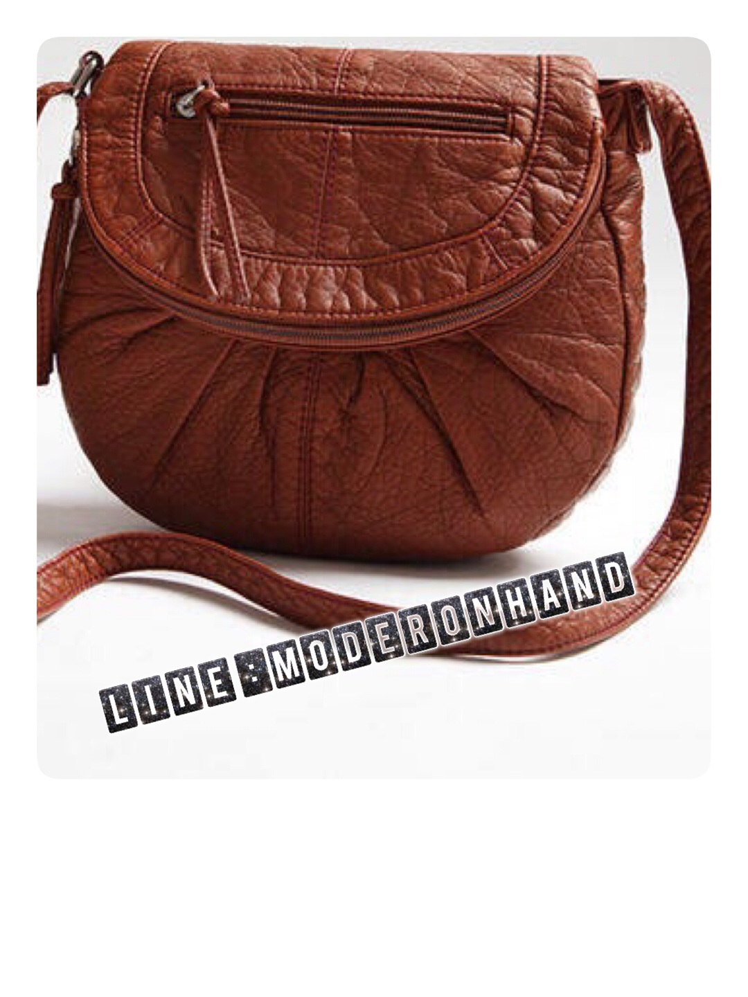 กระเป๋าสะพายข้าง กระเป๋า BRand AEROPOSTALE เนื้อนุ่ม ลื่น สีน้ำตาล สายปรับระดับได้คะ สินค้าหลุดโรงงาน จำนวนจำกัดคะ