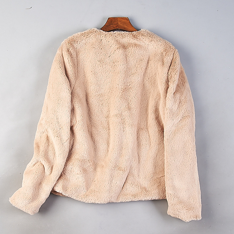 Selected เสื้อเฟอร์กันหนาว เสื้อขน Fluffy coat สีขาว แบรนด์ SELECTED สำเนา สำเนา สำเนา สำเนา