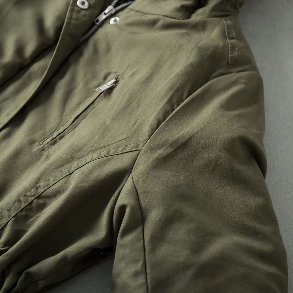 Ambiance เสื้อโค้ท ฮูท เสื้อกันหนาวparka สีเขียว แบรนด์ AMBIANCE OUTWEAR แต่งเฟอร์ บุนวมอุ่น งานสวย แนวมากคะ เขียว