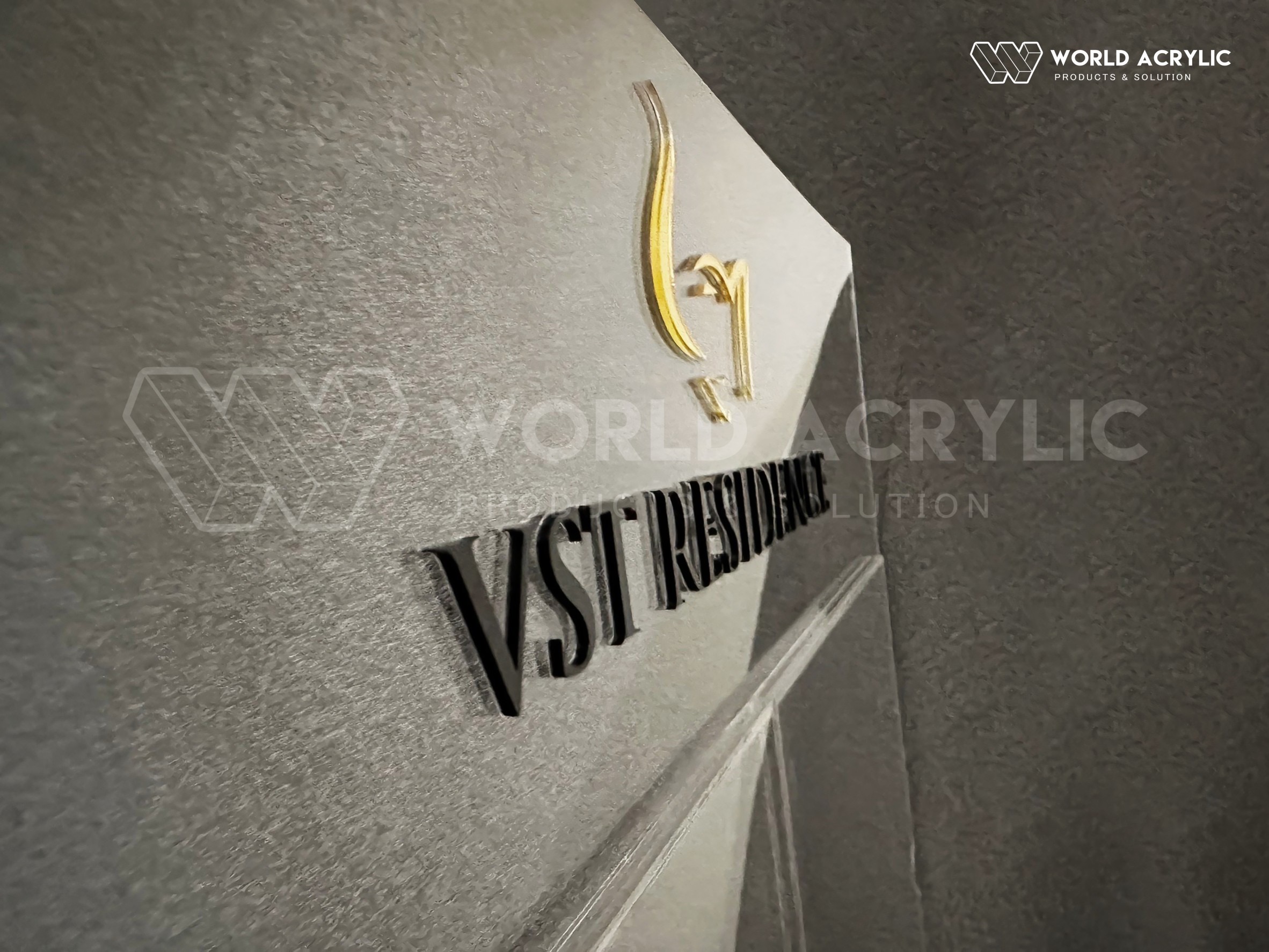 บอร์ดประกาศพร้อมโลโก้เลเซอร์ไดคัท