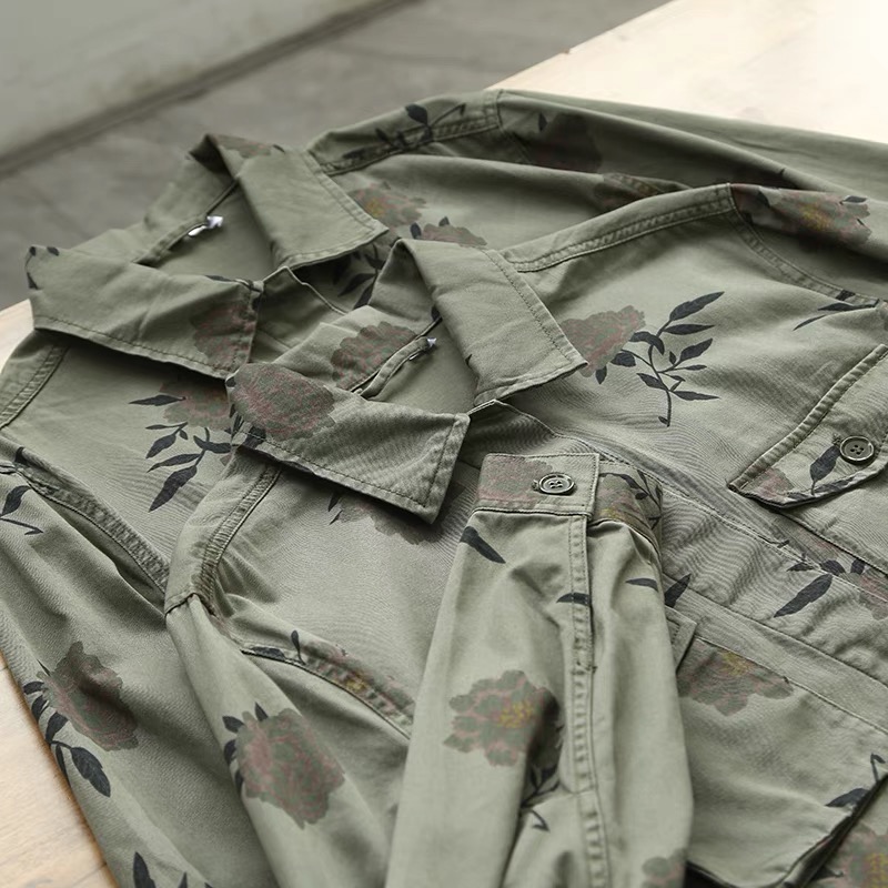 H&m เสื้อทหาร เสื้อเขียวทหาร ลายดอก เสื้อนอกแนวทหาร H&M (ตัดป้าย) แพทเทินสวย เท่ห์มาก คะ Size M สำเนา สำเนา เขียว