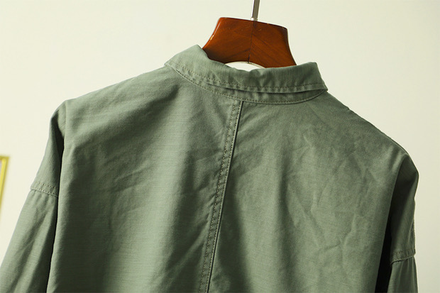 เสื้อนอกเขียวทหาร เสื้อแจ็คเก็ต เสื้อนอก แนวทหาร แบรนด์American Rag cie แพทเทินสวย เท่ห์ มาก คะ สำเนา สำเนา เขียว