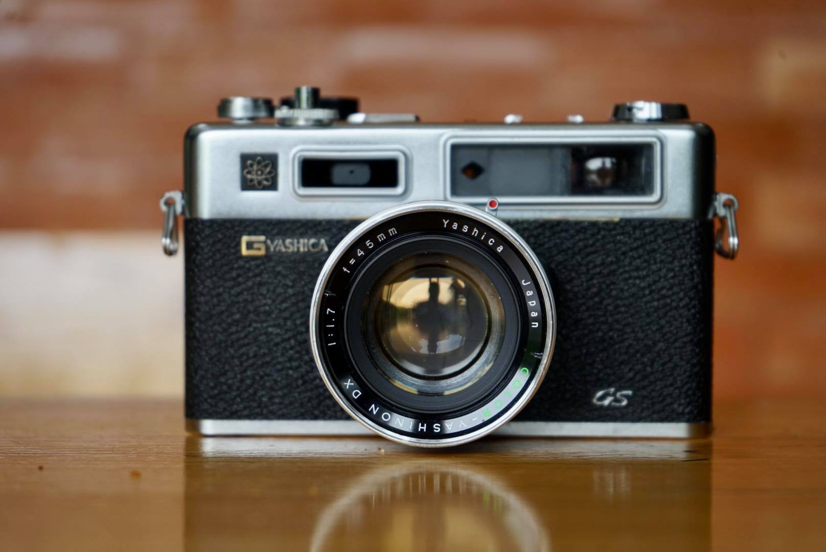 YASHICA ELECTRO 35 GS COLOR YASHINON-DX 45MM.F1.7