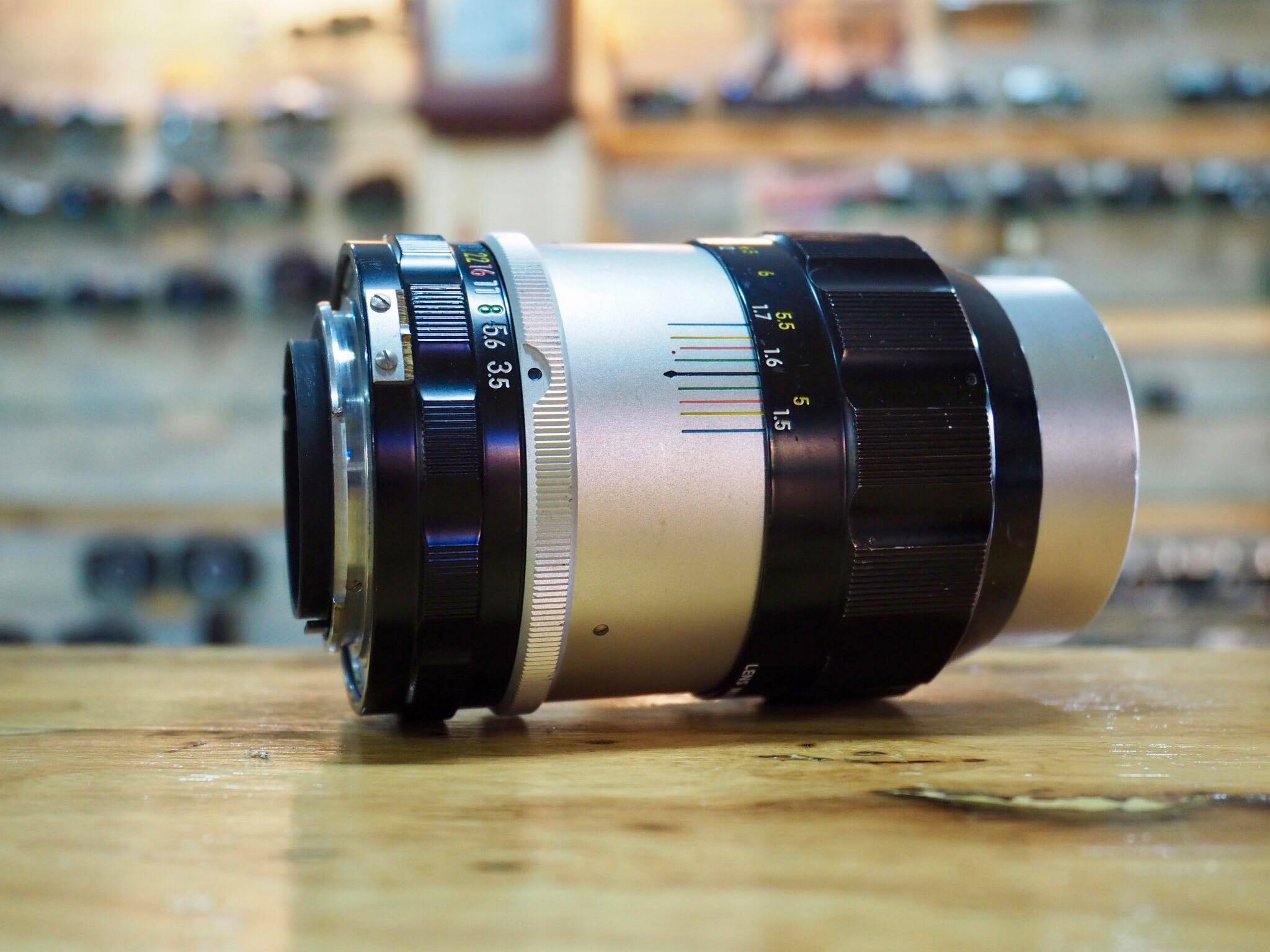 NIKKOR-Q Auto 135MM. F3.5 NON Ai MOUNT