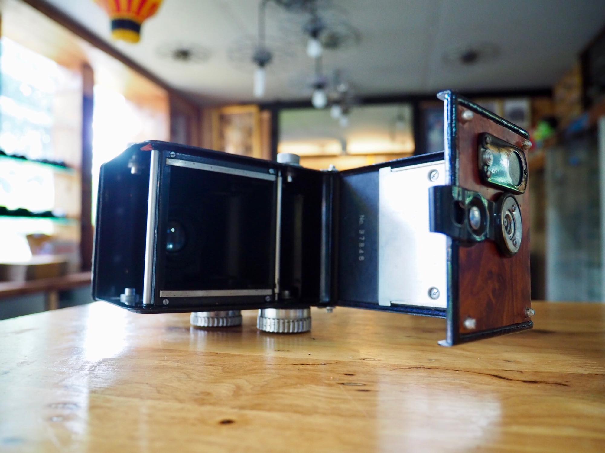 MINOLTAFLEX TLR CAMERA