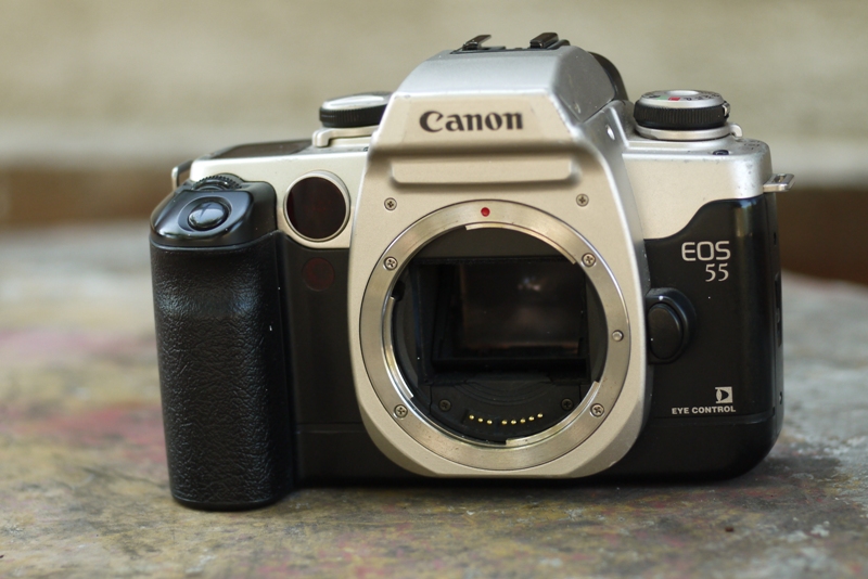 CANON EOS55