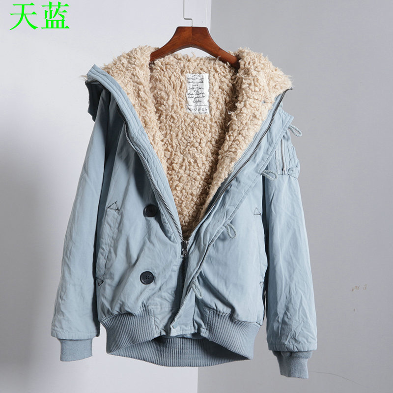 เสื้อกันหนาว ติดฮูท เสื้อcoat แบรนด์ดัง ญี่ปุ่น MOUSSY japan แต่งซับขนอุ่นด้านใน (ขนด้านในถอดใส่ได้ทั้งชิ้นเลยคะ )