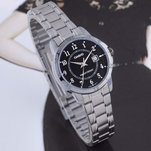 CASIO นาฬิกาคาสิโอ นาฬิกาข้อมือ นาฬิกากันน้ำ นาฬิกาของแท้ ประกันศูนย์ CMG 1 ปี รุ่น LTP-V004D-1B นาฬิกาสีเงิน