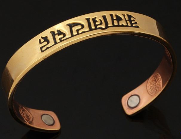 กำไลข้อมือผู้หญิง กำไลทอง 18 K กำไลทอง ผู้ชาย ใส่ได้ ฝังแม่เหล็ก 2 ด้าน แกะ ลวดลาย อักษร ตัวละคร โบราณ แบบเก๋ 377155