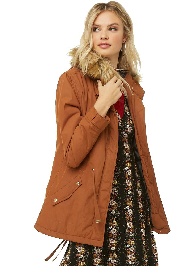 Forever21 เสื้อโค้ทฮู้ดกันหนาว เสื้อปาร์กา parka สีเขียว แต่งเฟอร์ แบรนด์ FOREVER21 เขียว