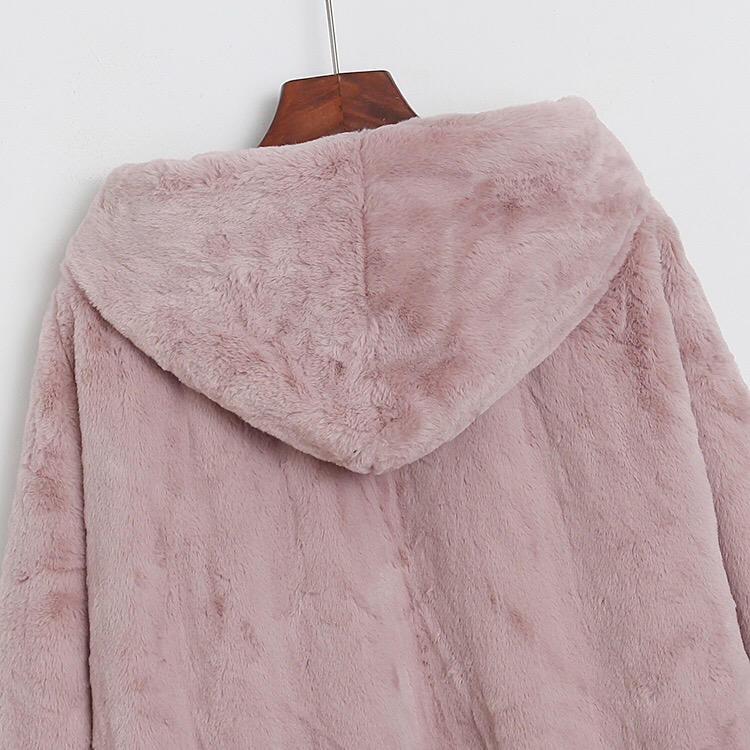 Pink latte เสื้อเฟอร์กันหนาว หมวกฮู้ด เสื้อขน (FLUFFY COAT ) แบรนด์ Pink latte