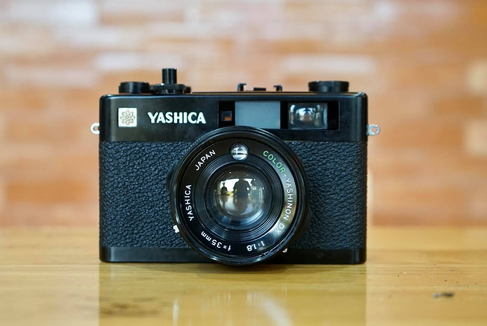 YASHICA ELECTRO35 CC COLOR YASHINON-DX 35MM.F1.8