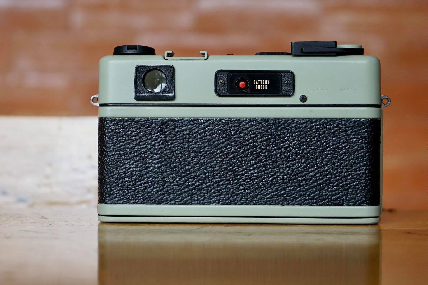 YASHICA ELECTRO 35GT YASHICA COLOR-YASHINON DX 45MM.F1.7